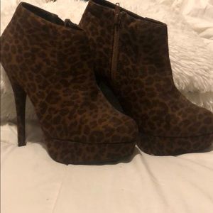 NWOT Leopard print booties